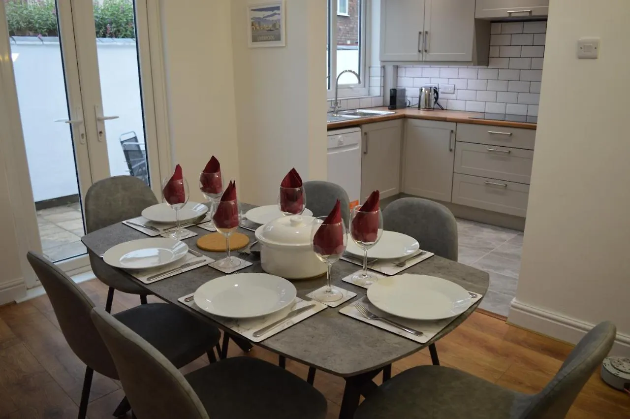 Library House Villa Liverpool 0*,  United Kingdom